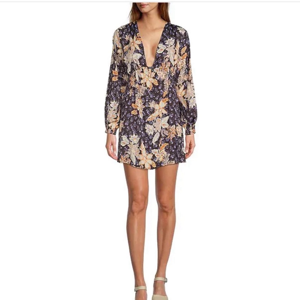 Free people Soli Floral Print V-Neck Long Blouson Cut-Out Back Detail Mini Dress